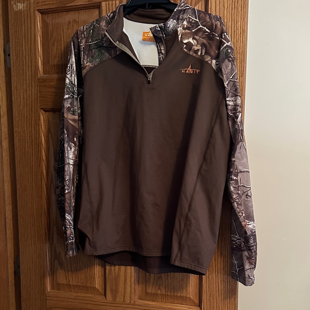 Hagz Brown and Camouflage Pullover
